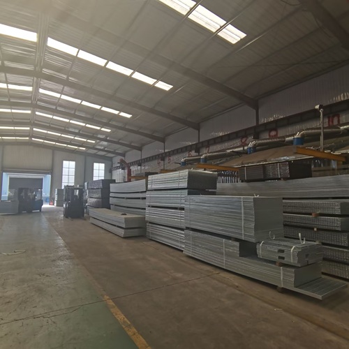 工業平臺鋼格柵方案：高承重與穩定性的完美方案