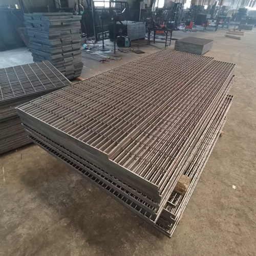 鋼格板焊接質(zhì)量判斷標(biāo)準(zhǔn)你知道嗎