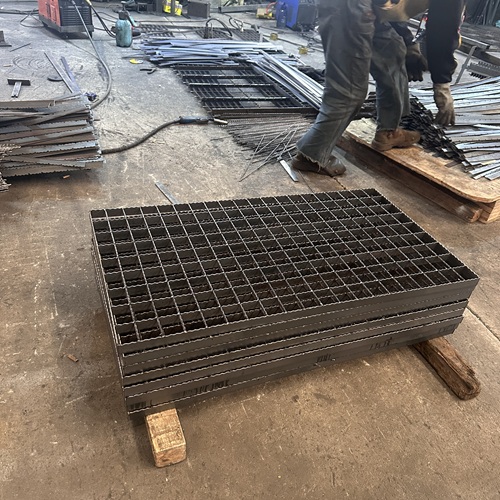 鋼格柵板為什么越來越受工程項目歡迎